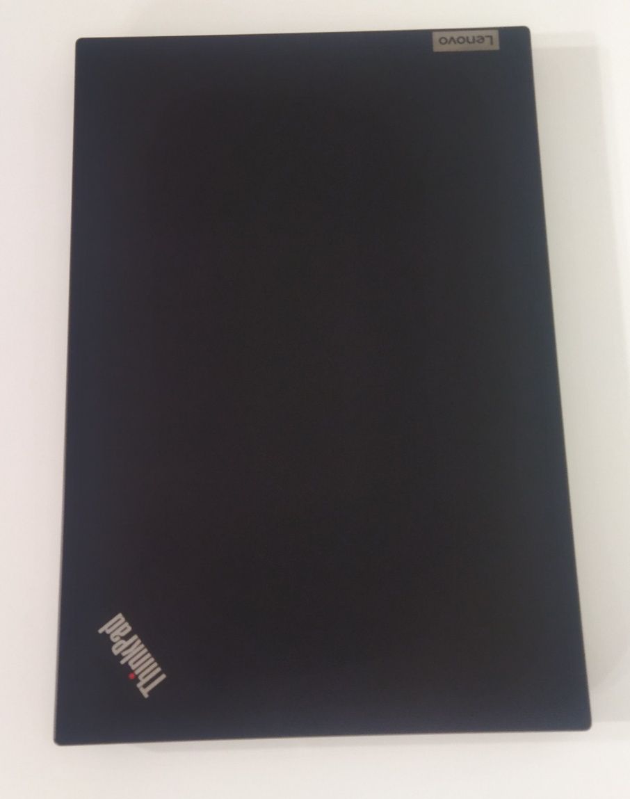 Lenovo p15v gen 3 + stacja dokująca, mobilna stacja robocza AMD+NVIDIA