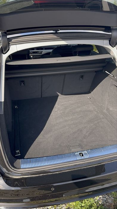 Wypożyczalnia samochodów wynajem - Audi A4 kombi