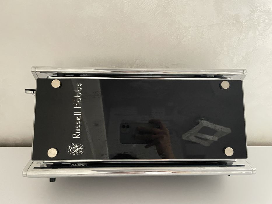 Тостер Russell Hobbs