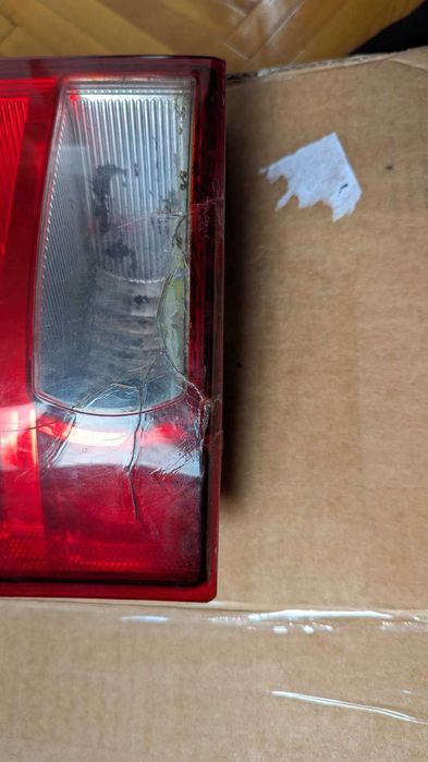 2007-2009 Suzuki xl7 левый задний фонарь