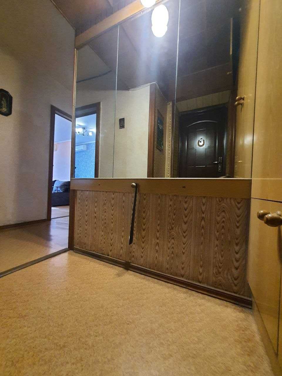 Продам 3 к. квартиру ж/м Северный, ул. Семафорная, 32