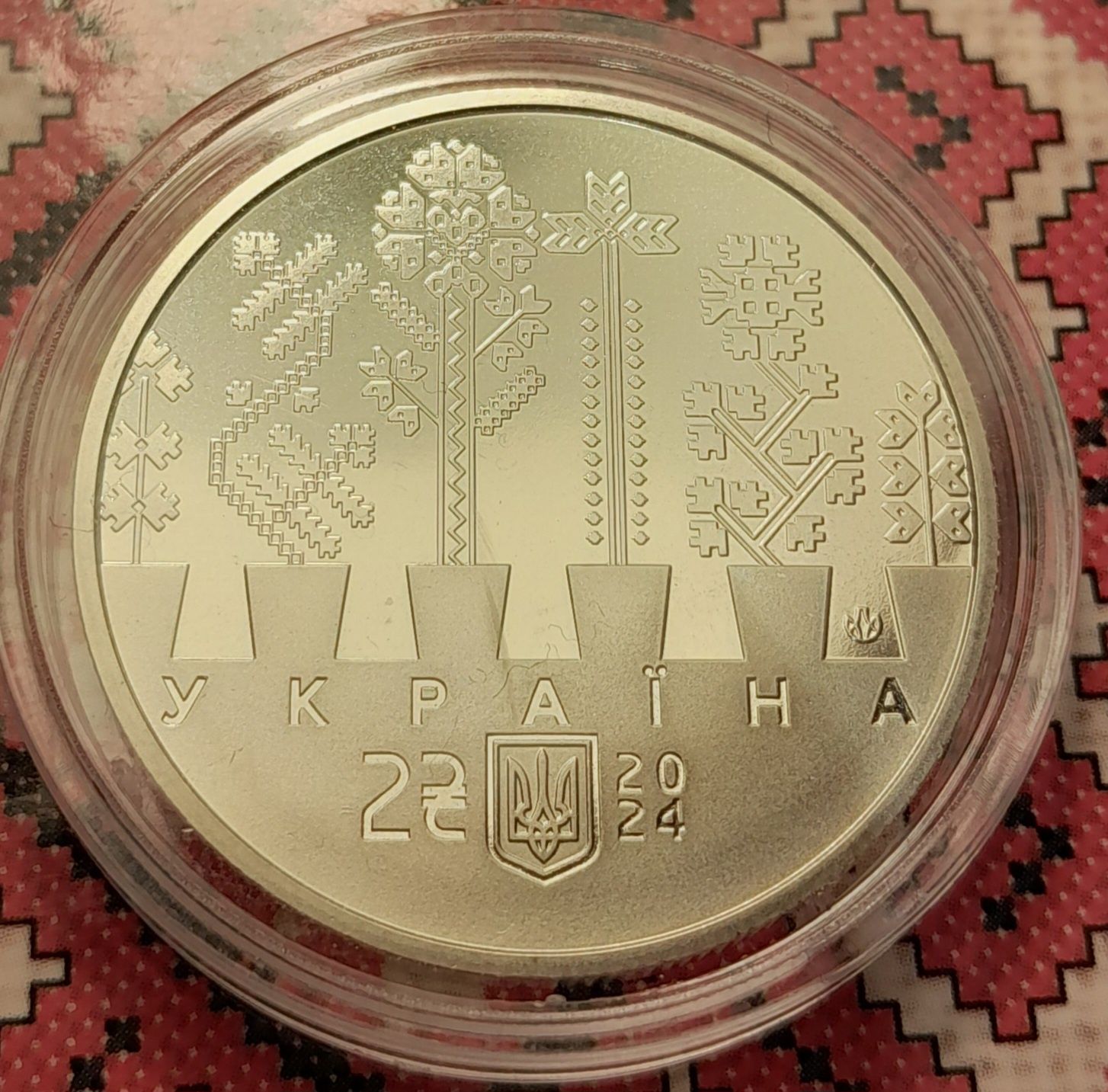 Монета НБУ Олена Пчілка