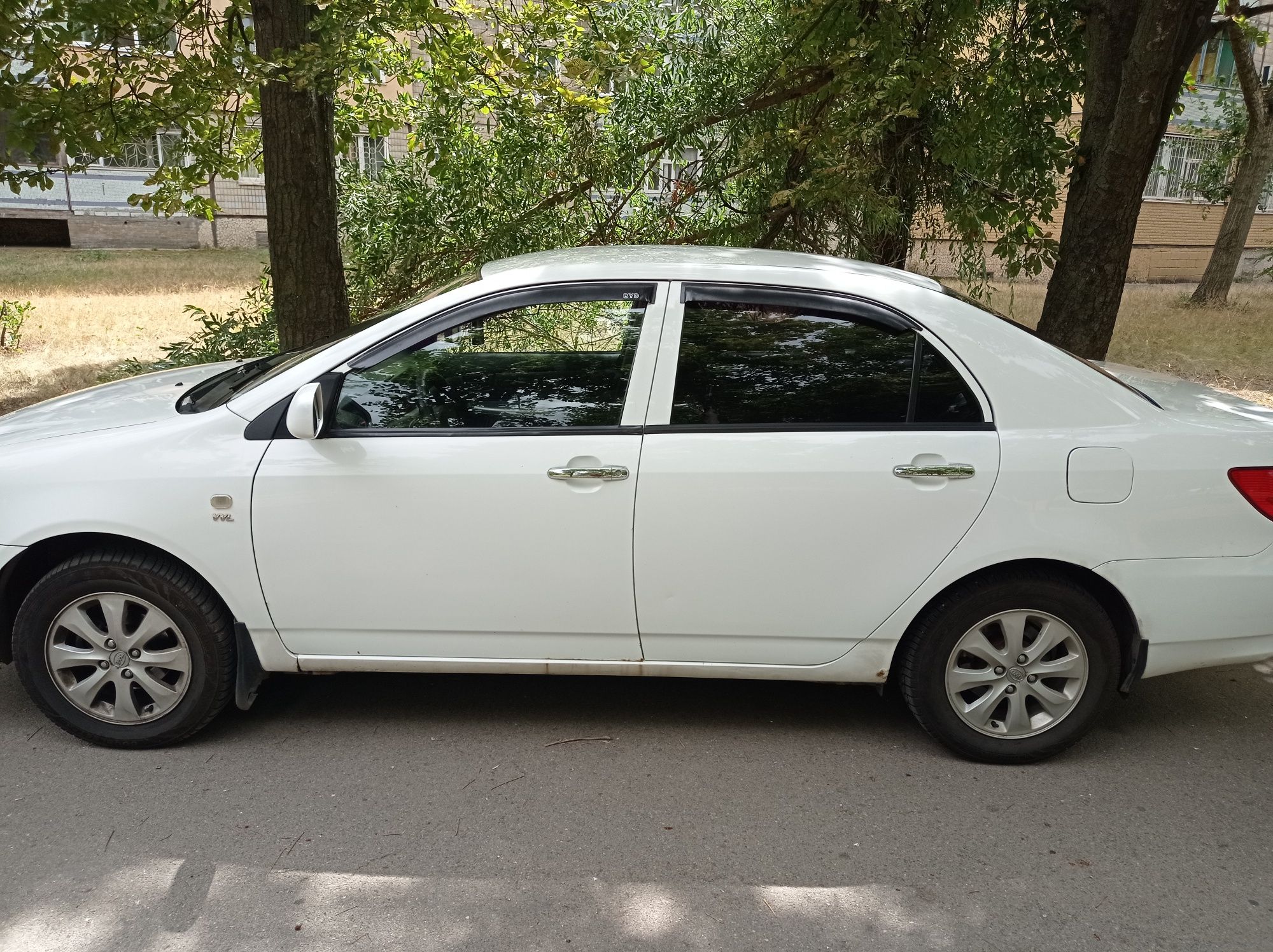 Продаю BYD f3 2013р. 1.5