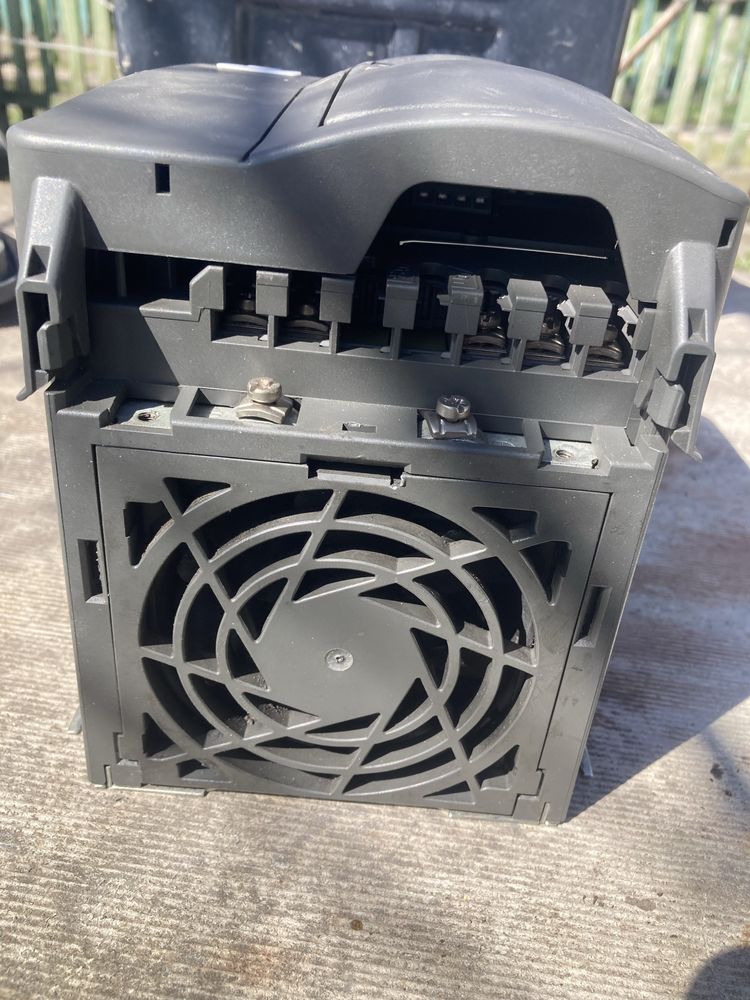 Частотний перетворювач Siemens MicroMaster 420