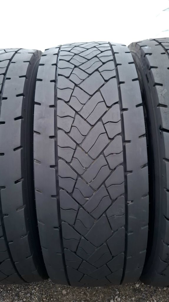 4 opony 295/60 R22.5 Dunlop SP 446 8mm 2020r