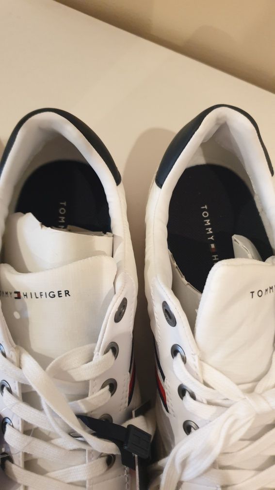 Tommy Hilfiger nowe oryginalne buty adidasy męskie rozmiar 44