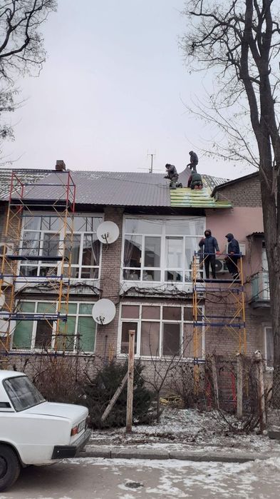 Ремонт шиферной крыши профнастила водосточная НЕДОРОГО