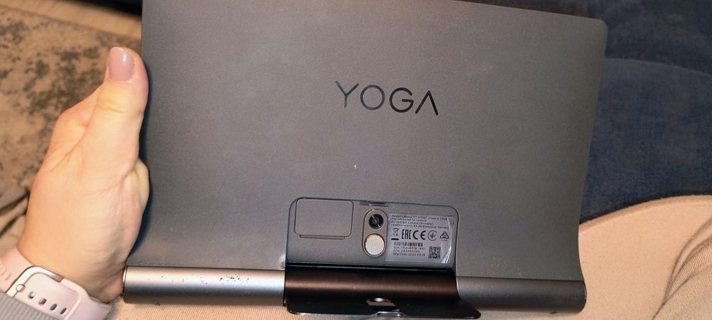 Tablet Lenovo Yoga ,nie włącza sie