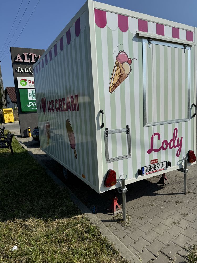 Przyczepa gastronomiczna Lody