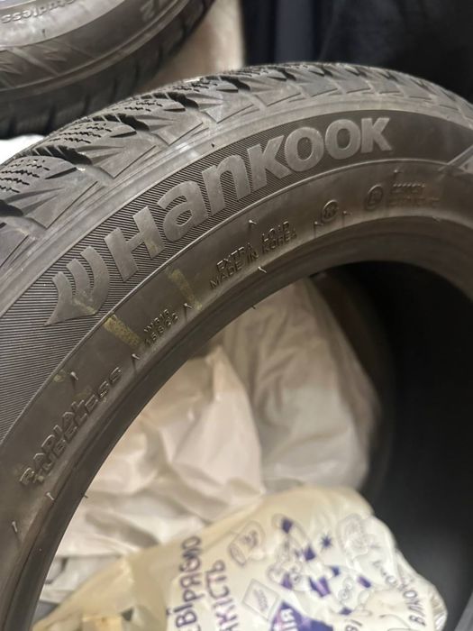 Hankook 215/55R17