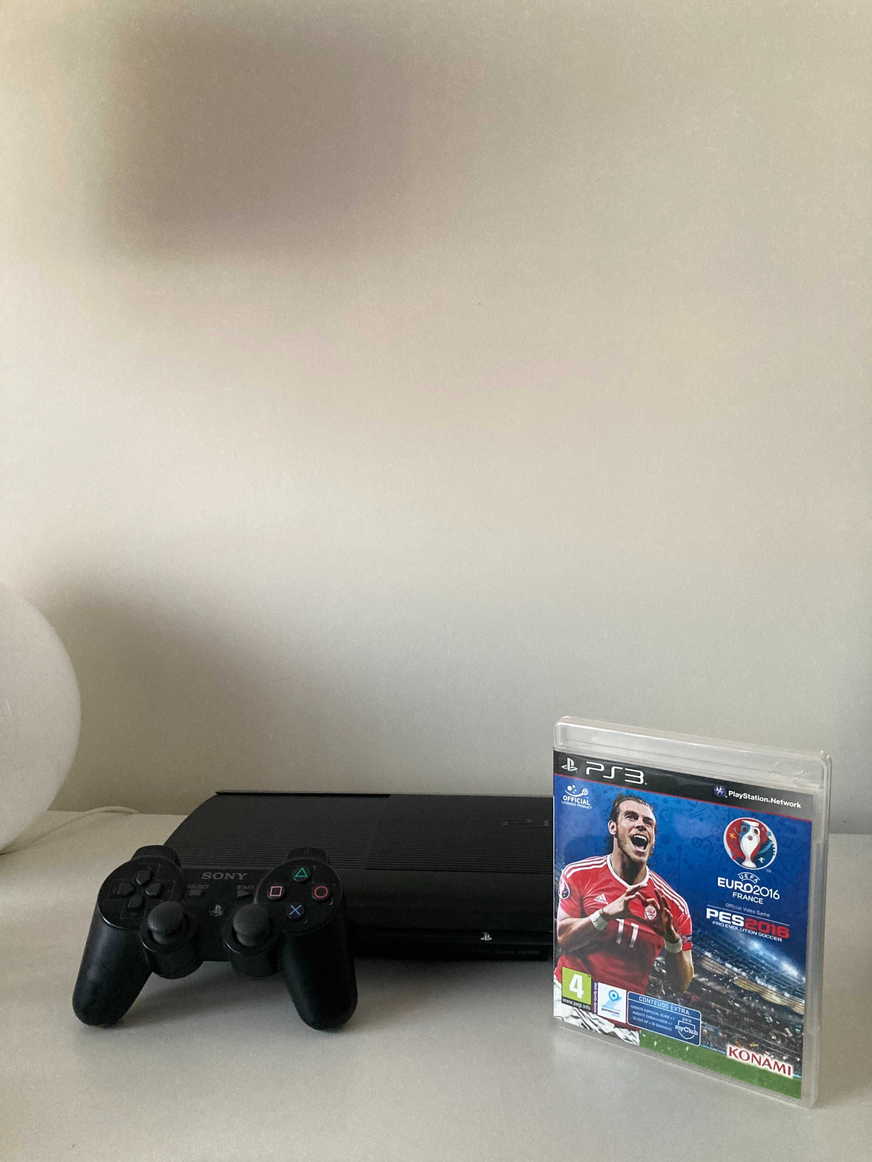 PS3 c/comando e jogo