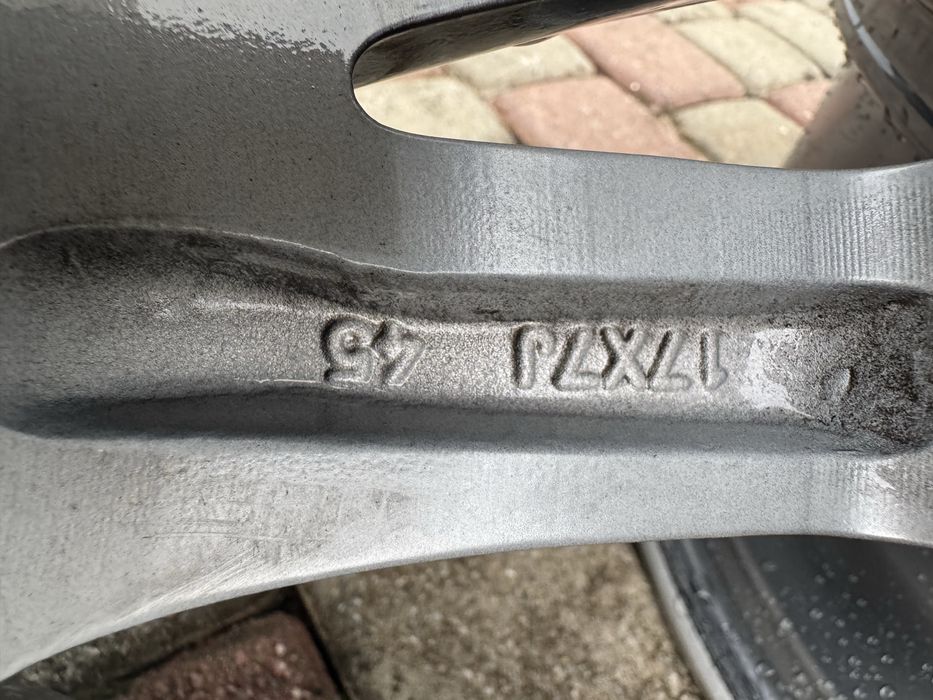 5-114,3 r17 Mazda
