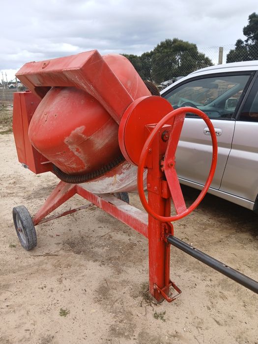 Entrega Betoneira grande 400 litros ler descrição anúncio