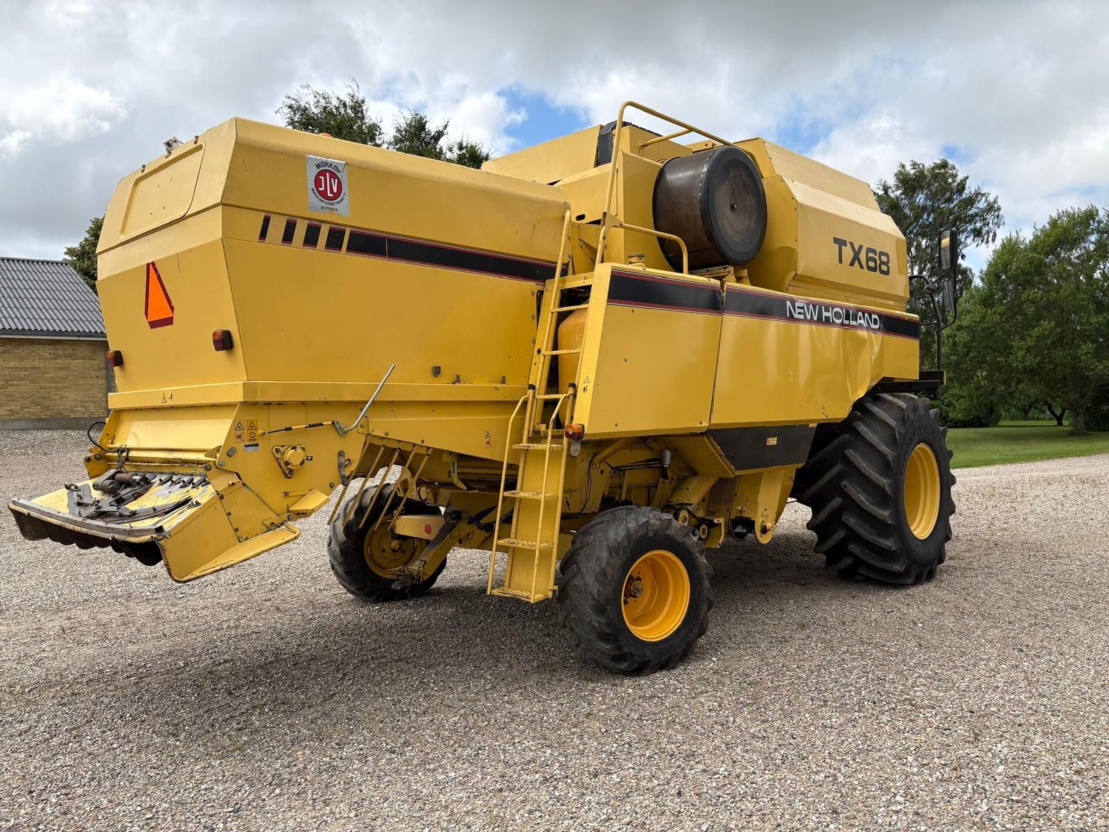 Kombajn new Holland  TX68