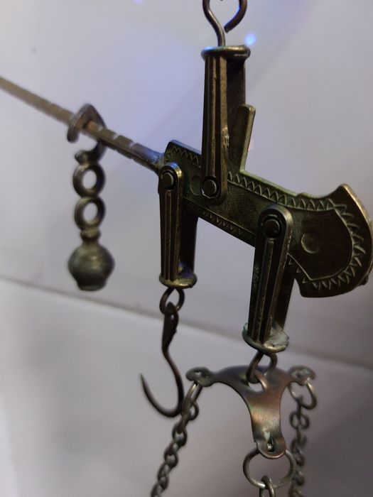 Antiga balança Romana em latão, rara