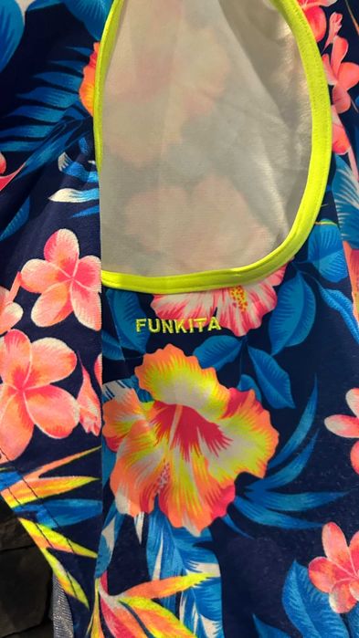 Strój kąpielowy firmy FUNKITA