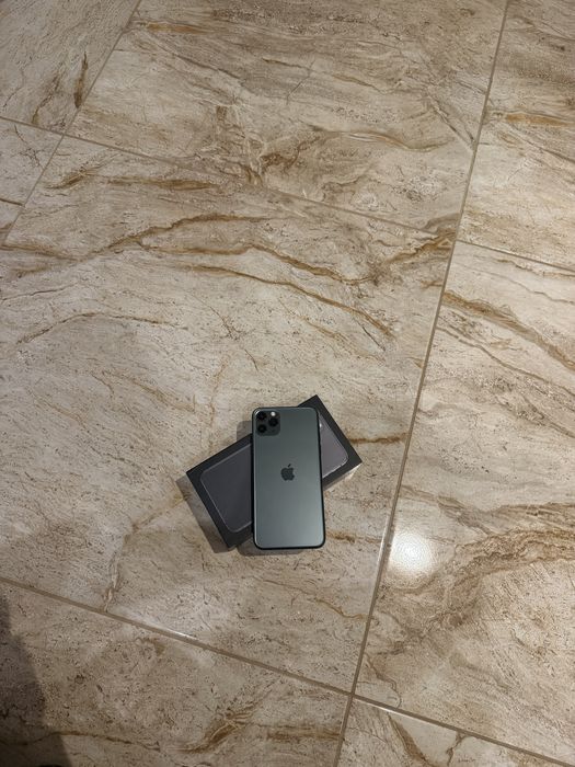 iPhone 11 Pro Max 256 GB Midnight Green / Bateria 100%