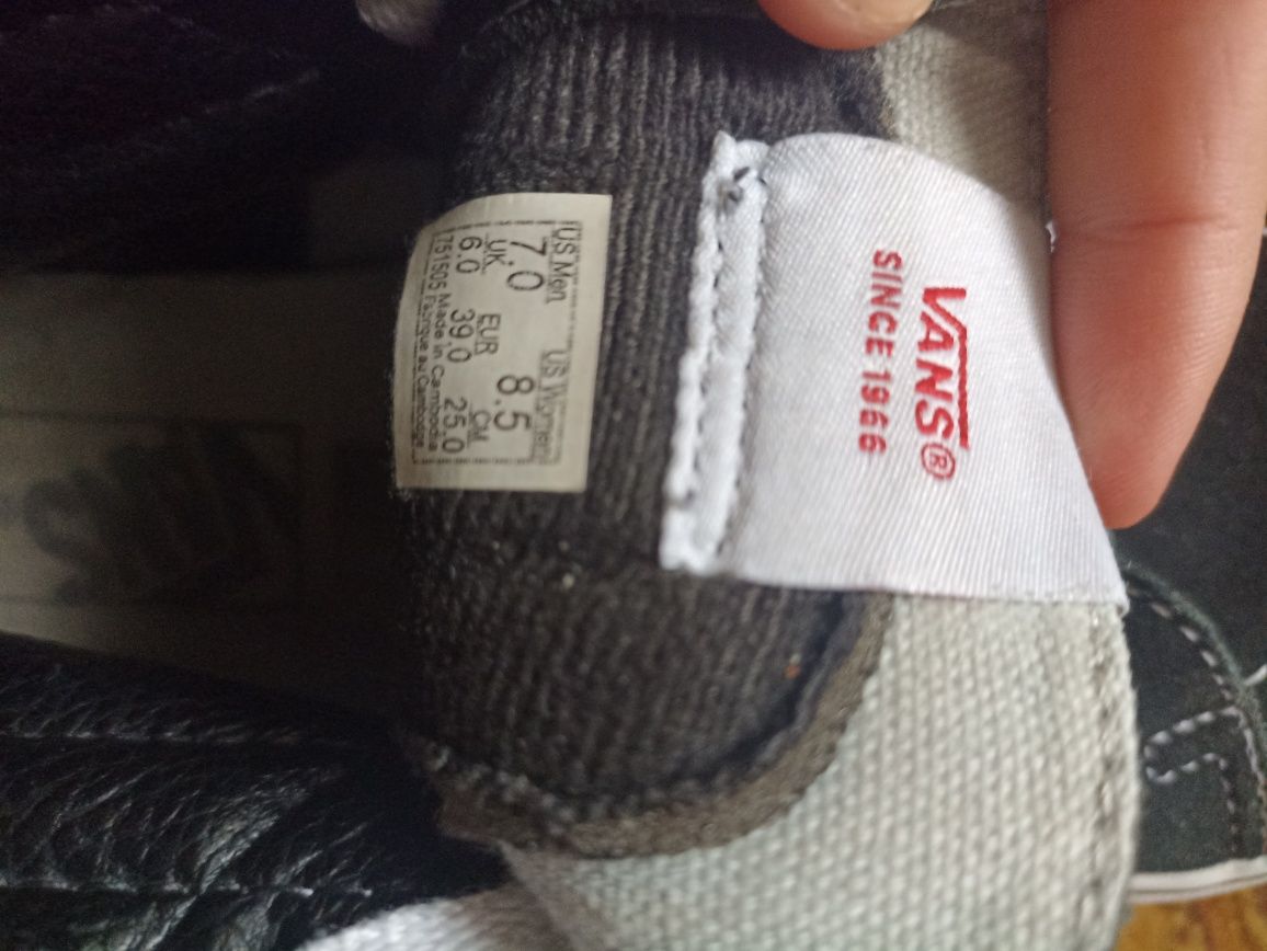 Vans,високі 39 розмір