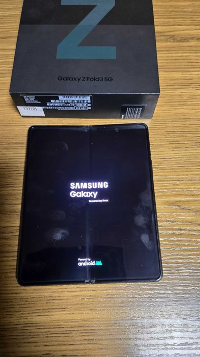 Samsung Galaxy Fold 3