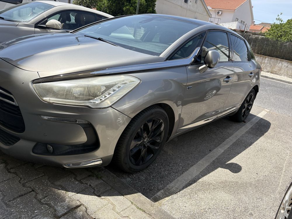 Ds5 hibrido 200 cv
