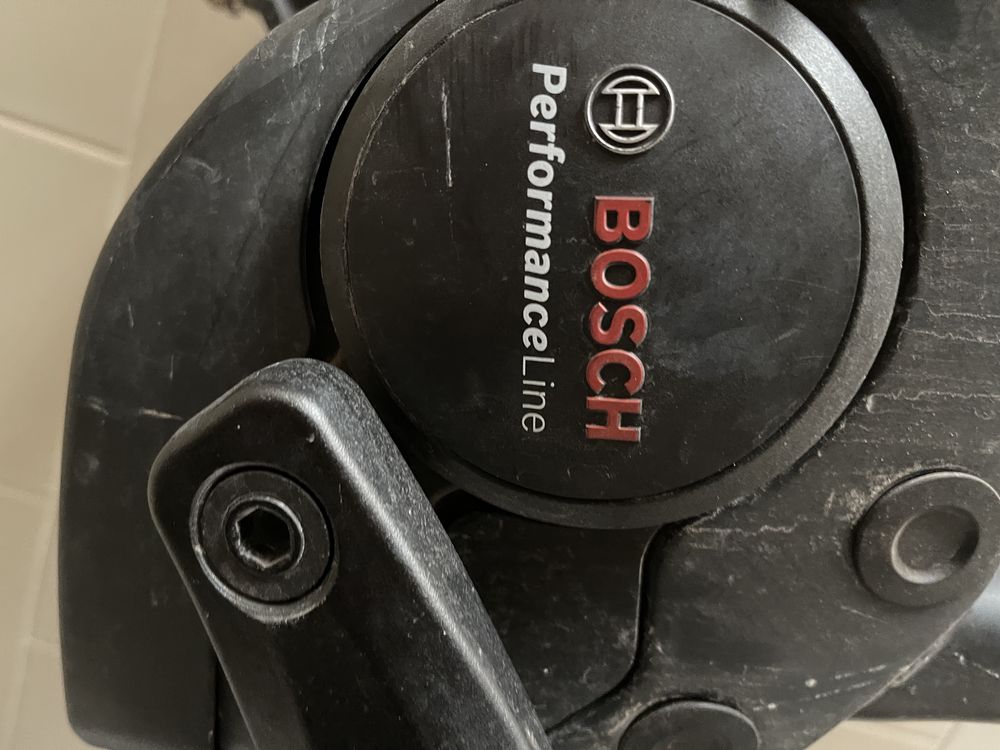 Bicicleta electrica BTT - CUBE - reaction PFM