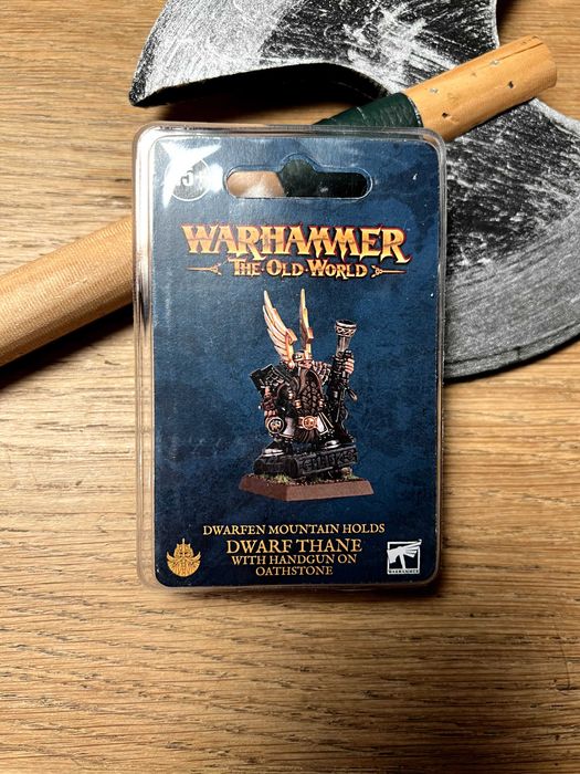 Dwarf Thane with Handgun on Oathstone — Warhammer The Old World