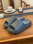 adidasoriginalsYeezySlideGranite r.44