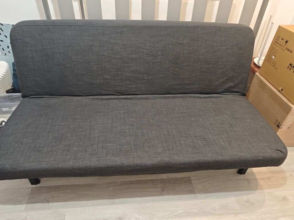 Sofá cama IKEA Nyahamn