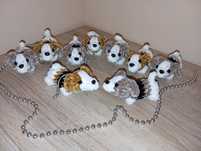 Brelok pies Beagle na szydełku amigurumi handmade