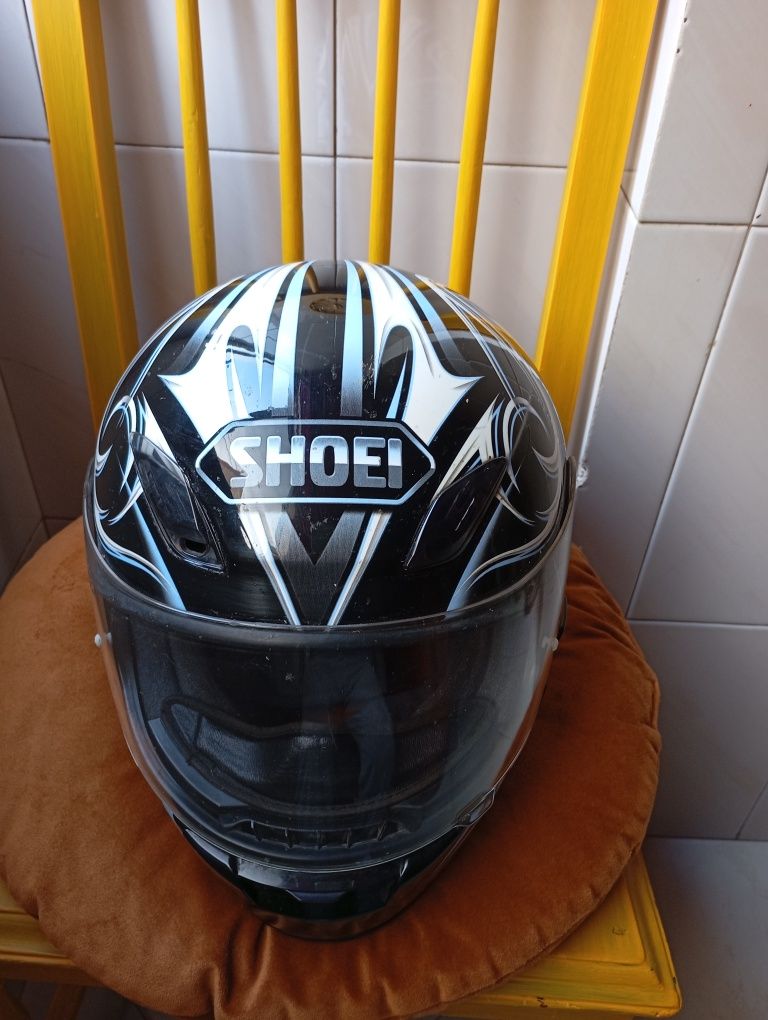 Capacete Shoei M