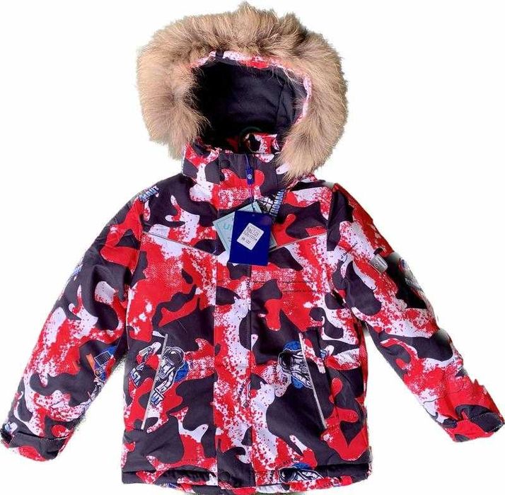 Нова куртка зимова на хлопчика, колір камуфляж, 146 ріст