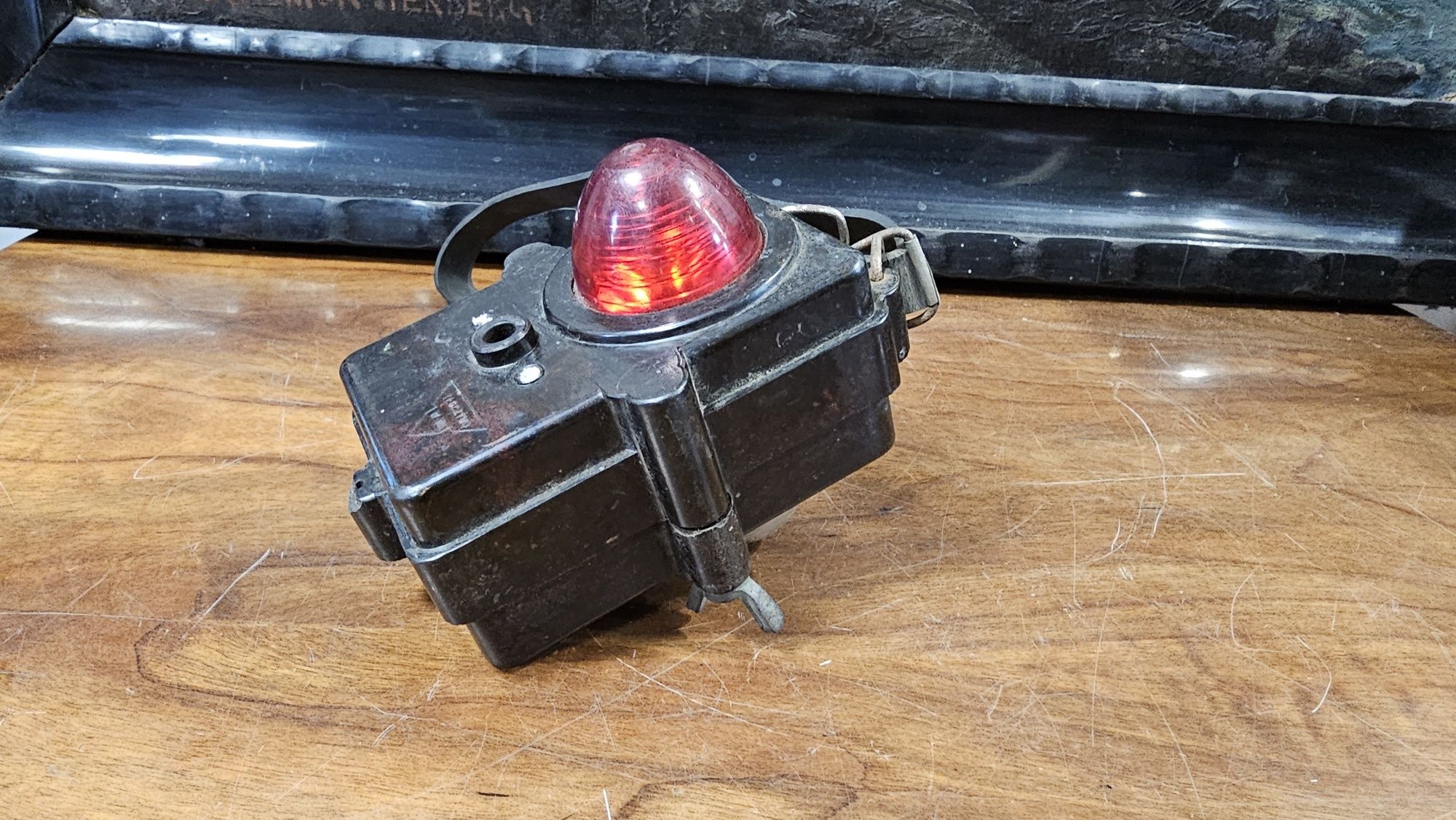 Stara lampa sygnalowa do powozu