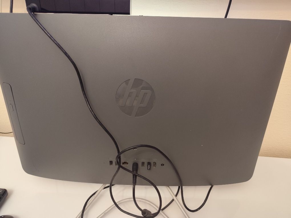 Продам моноблок HP.