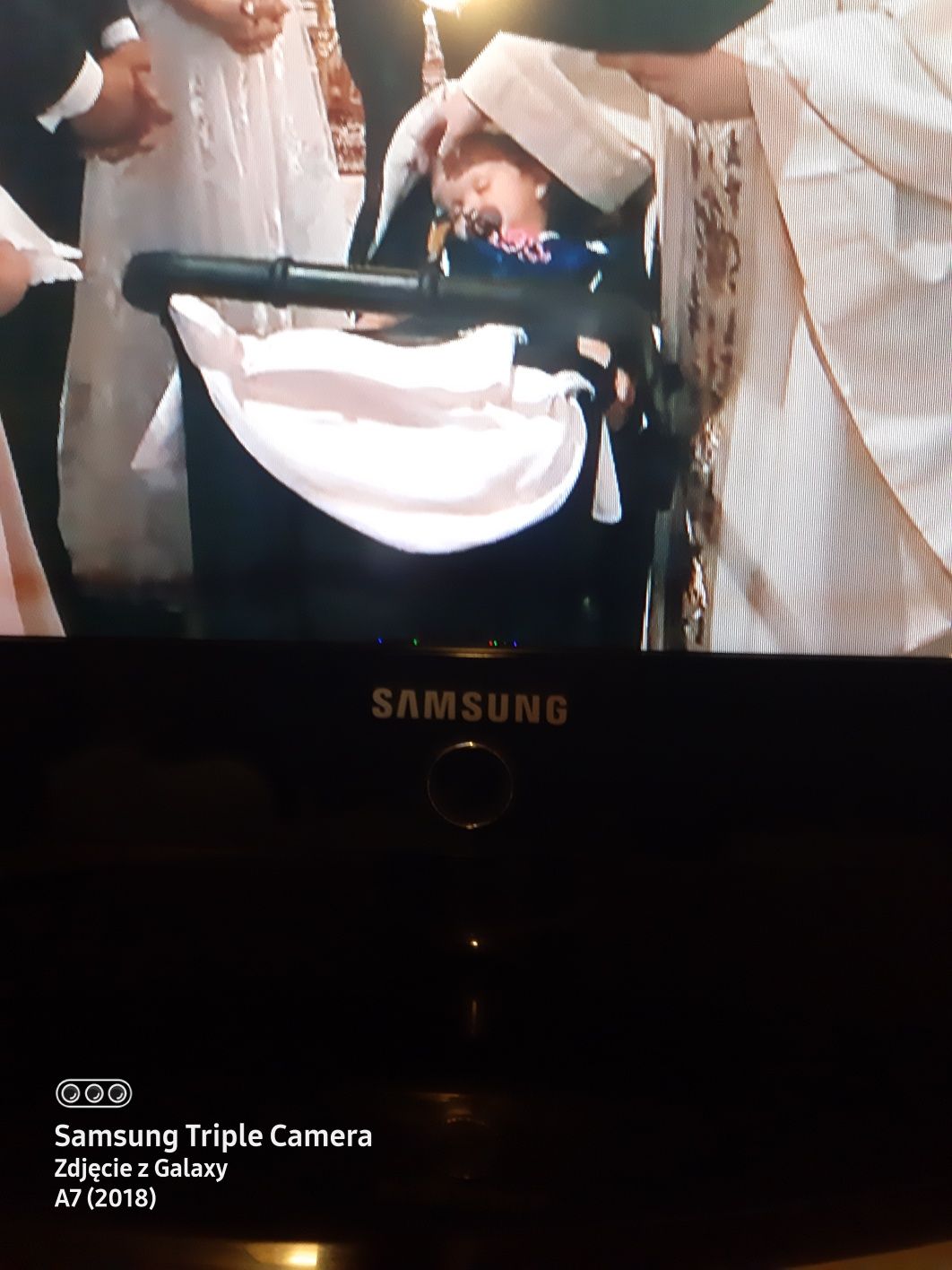 Sprzedam telewizor 40cali Samsung uszkodzony
