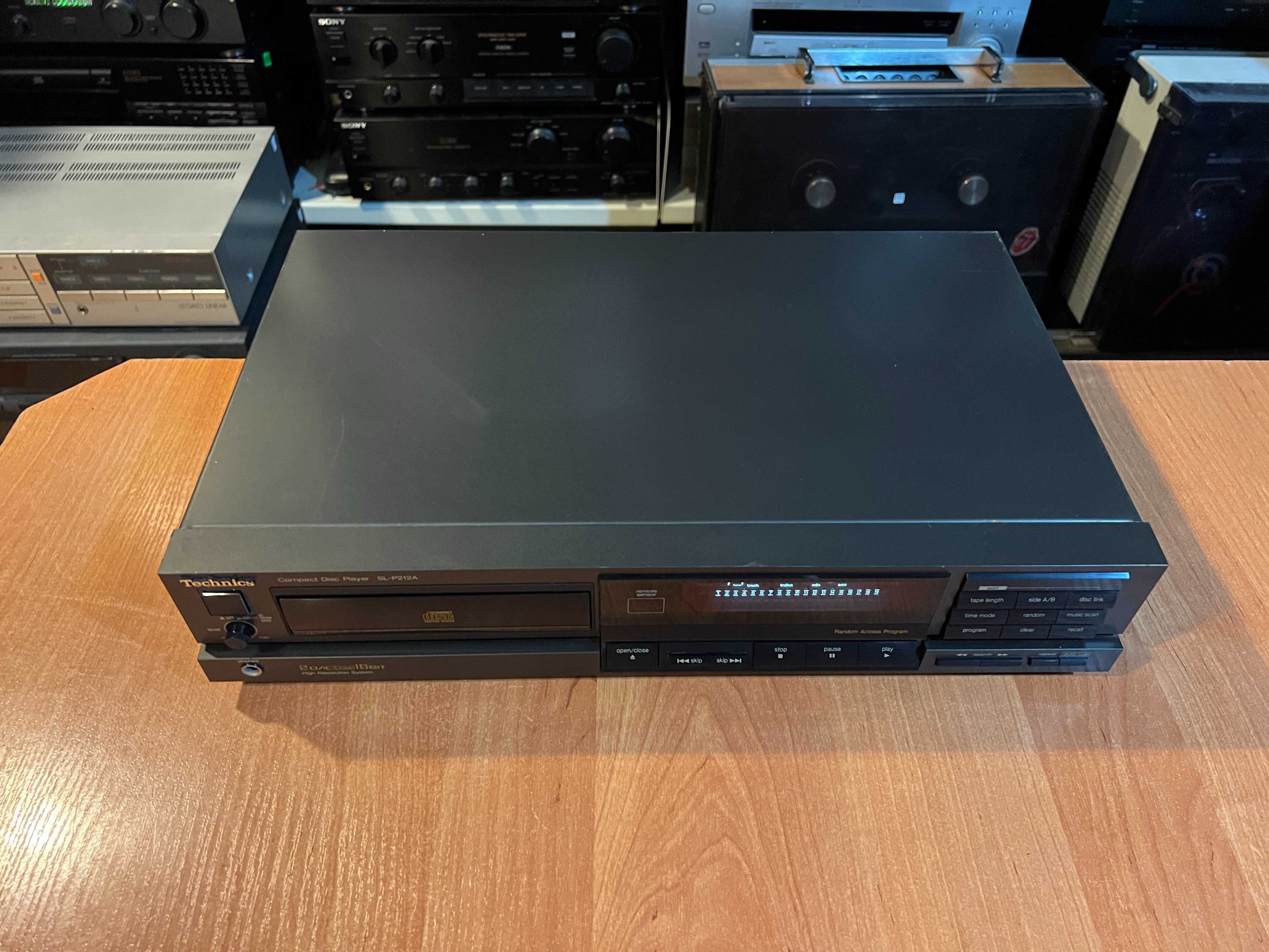 Odtwarzacz płyt CD Technics SL-P212A Audio Room