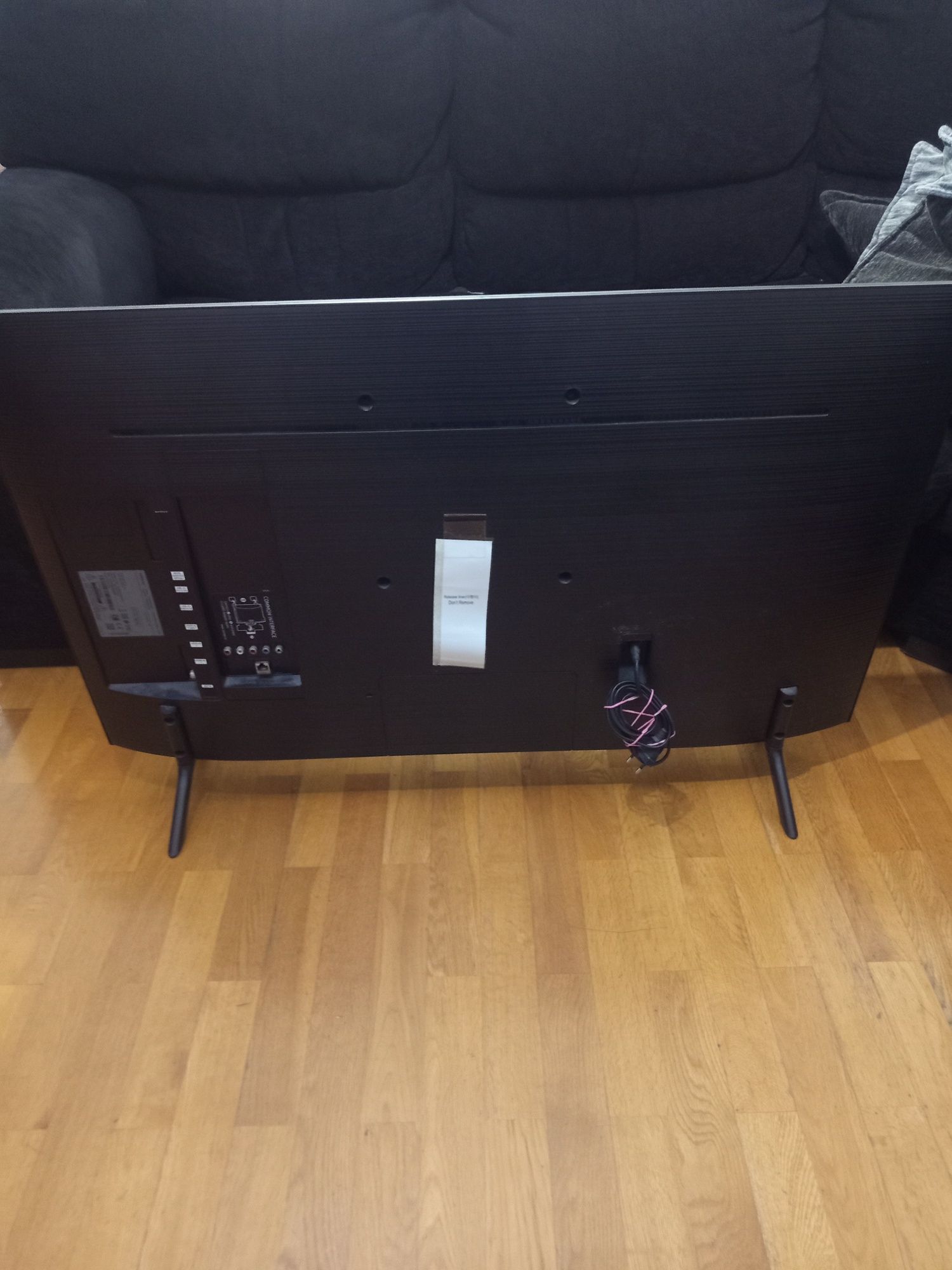TV led Samsung 43",visor partido para peças
