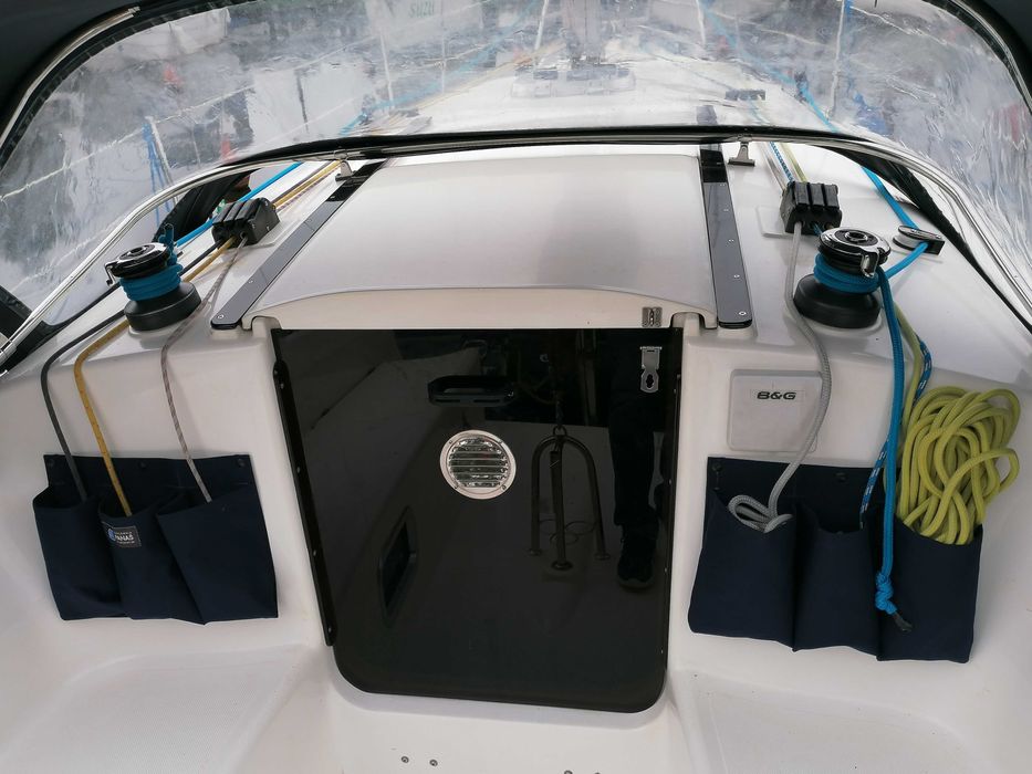 Jacht Antila 26cc - ogrzewanie, lodówka, echosonda, faktura