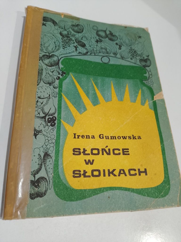 Irena Gumowska Słońce w słoikach