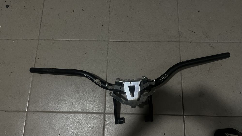 Руль з проставками на квадроцикл