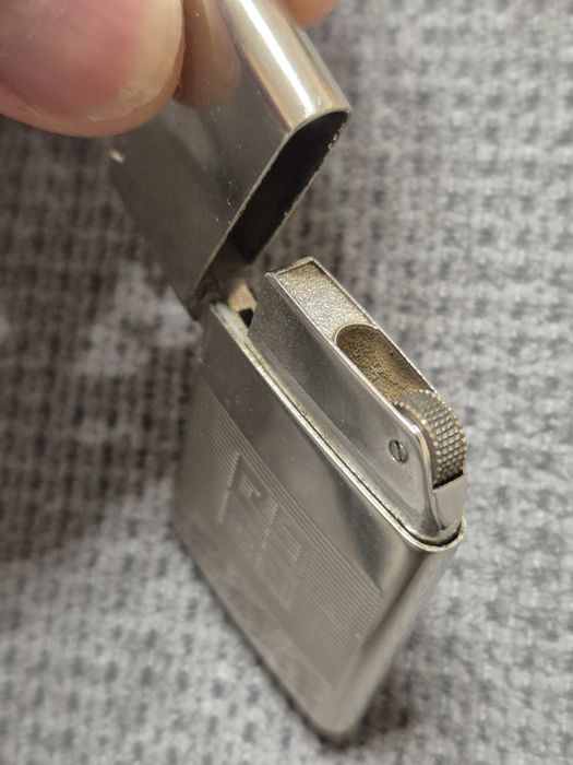 Запальничка givenchy GV 3300