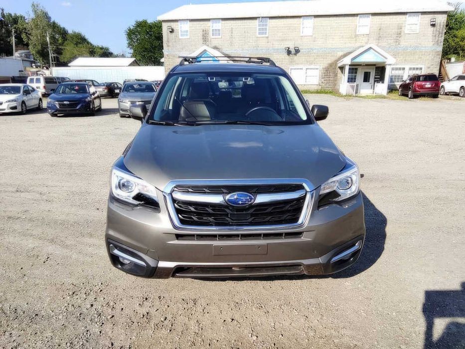 Subaru Forester      2018