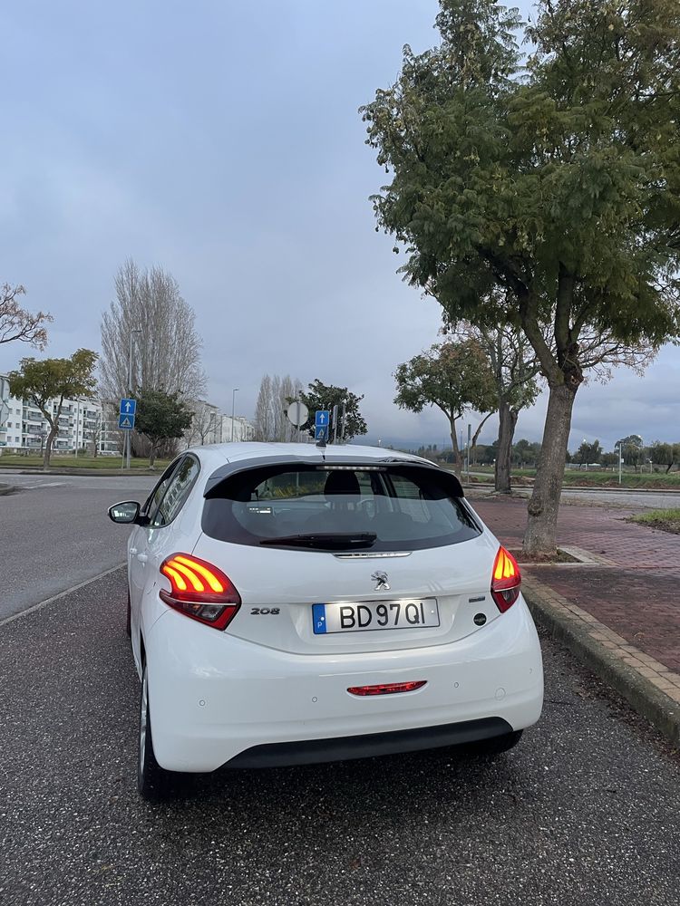 Peugeot 208 1.6 BlueHDi Active
