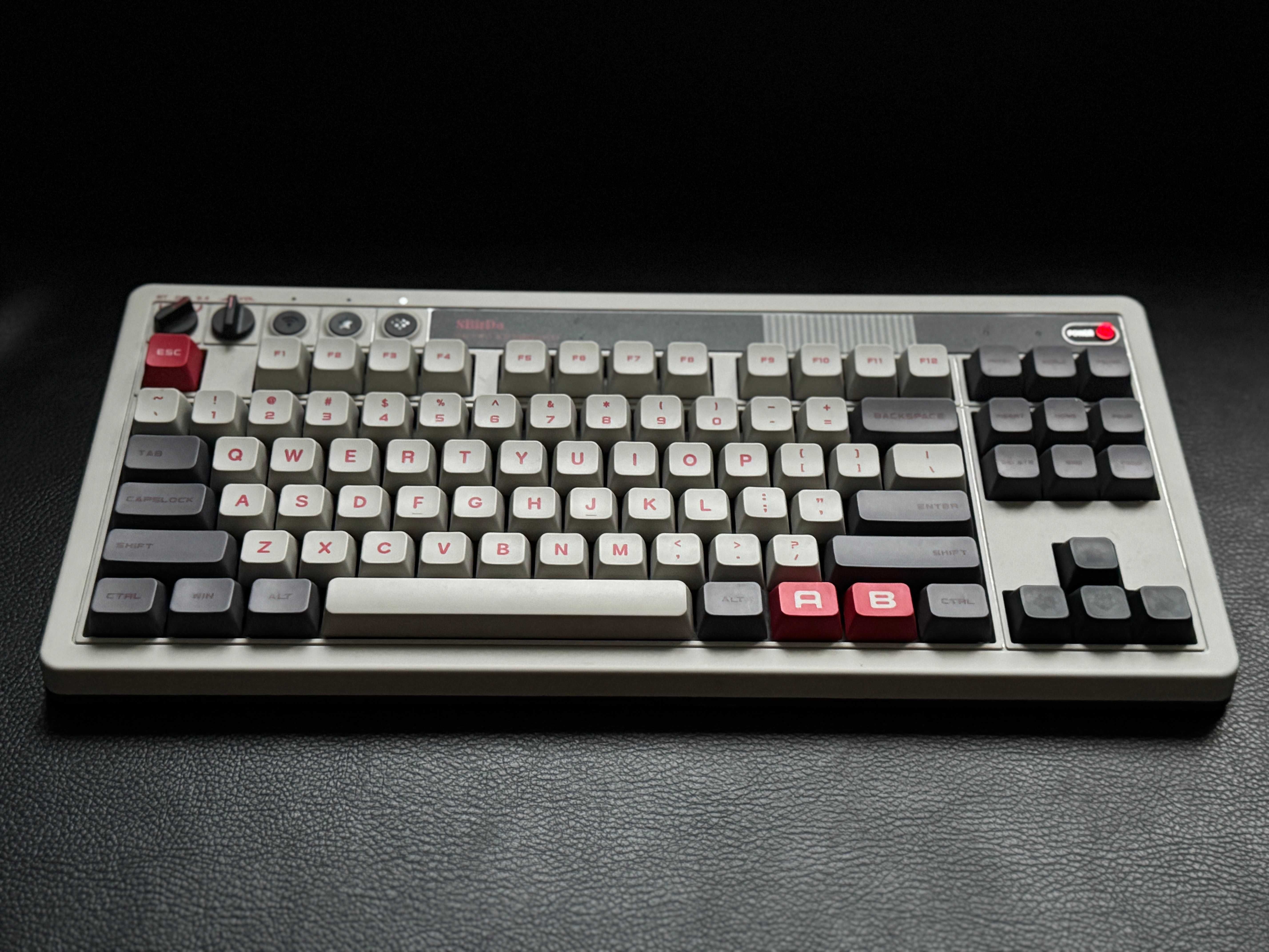 Klawiatura bezprzewodowa 8BitDo 108 N Edition – TKL retro (BT/2.4G)