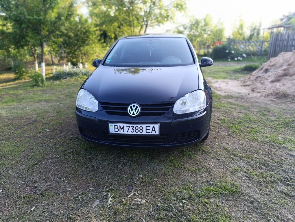 Volkswagen Golf V