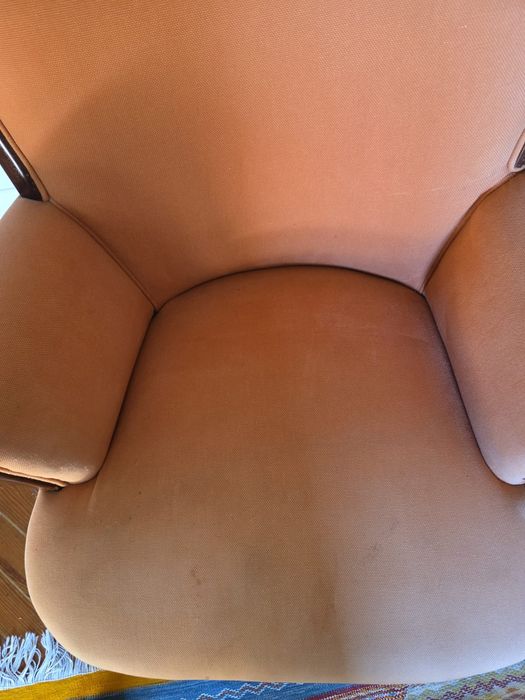 Cadeirão cor de laranja