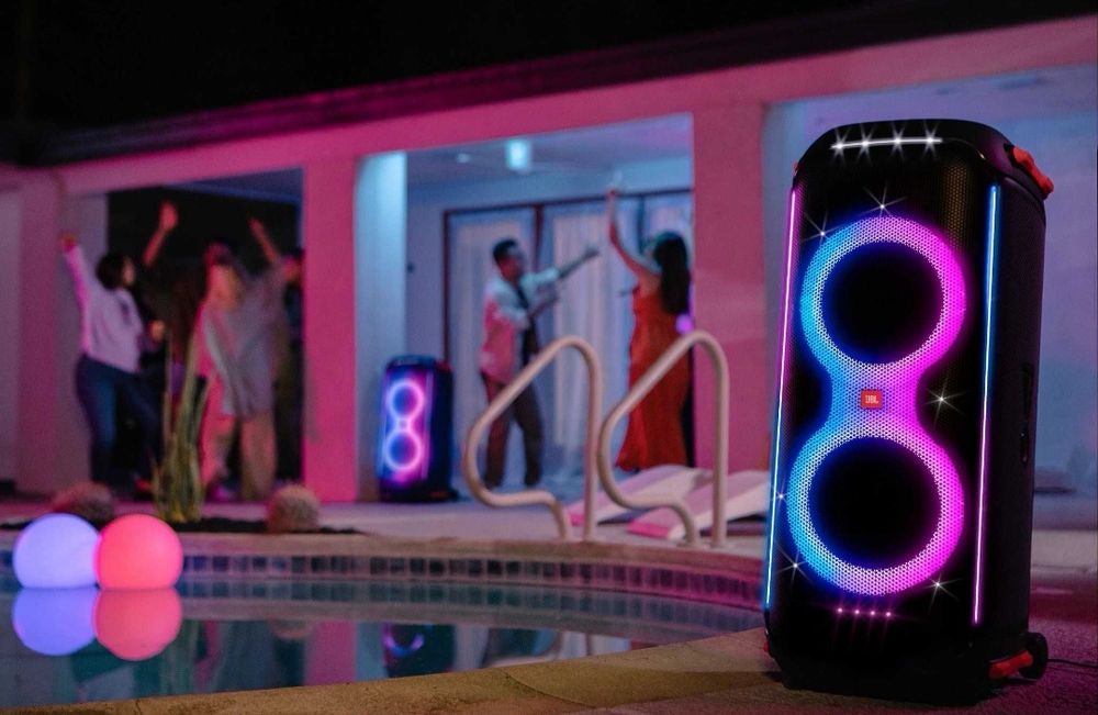 Nagłośnienie na imprezę 2x JBL partybox 300, mikrofon, konsola Numark!