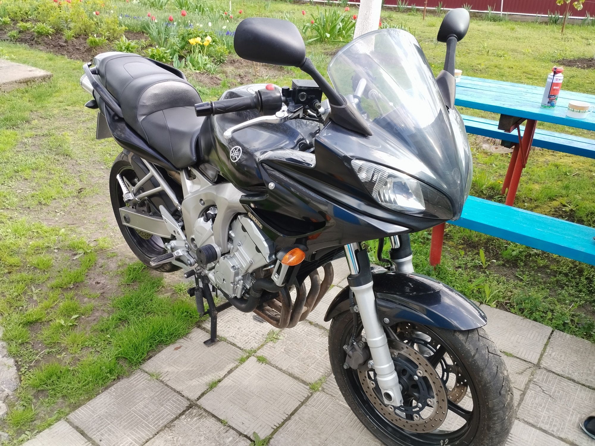 Yamaha FZ6s fazer