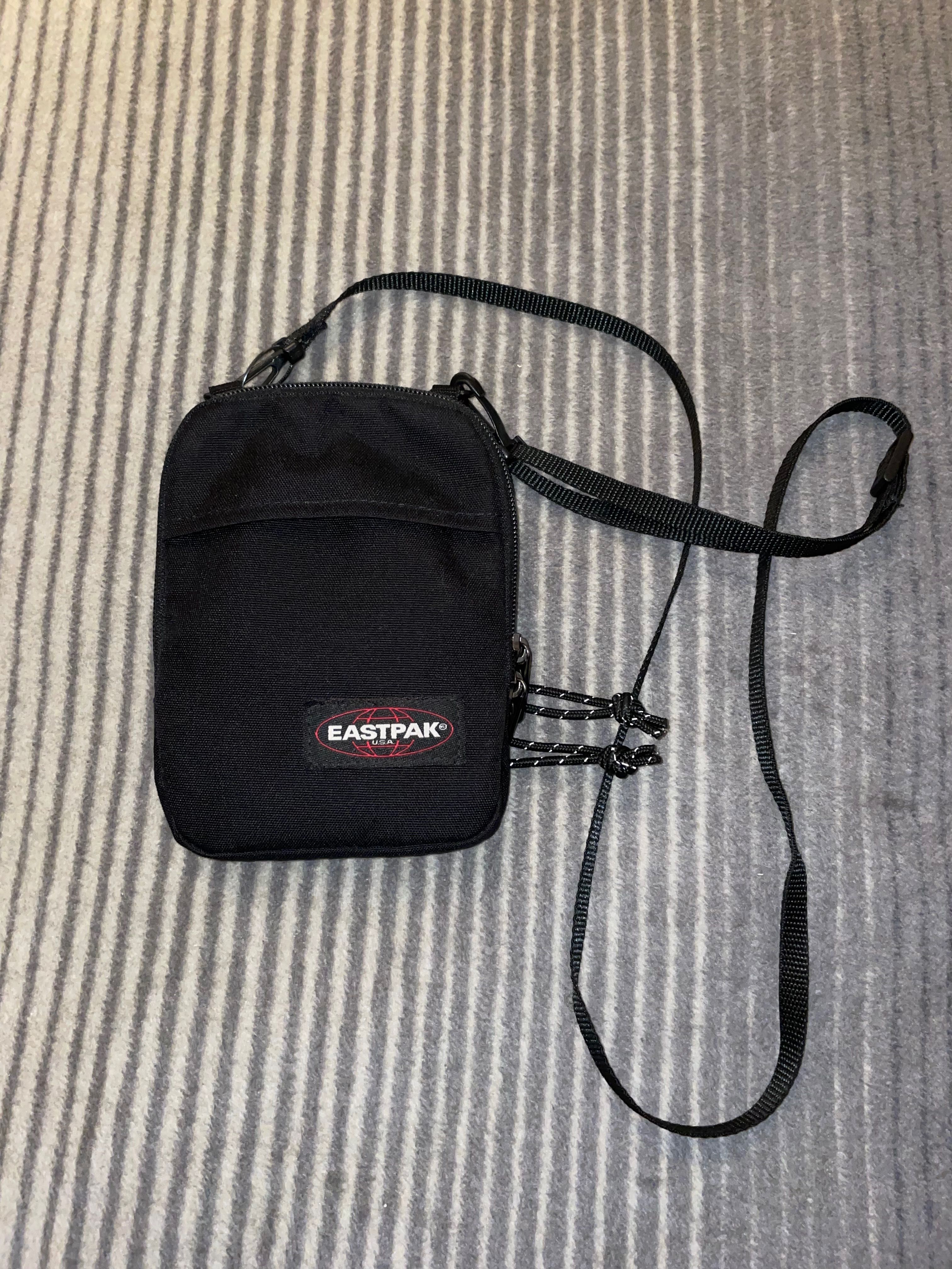 Bolsa tiracol Eastpak