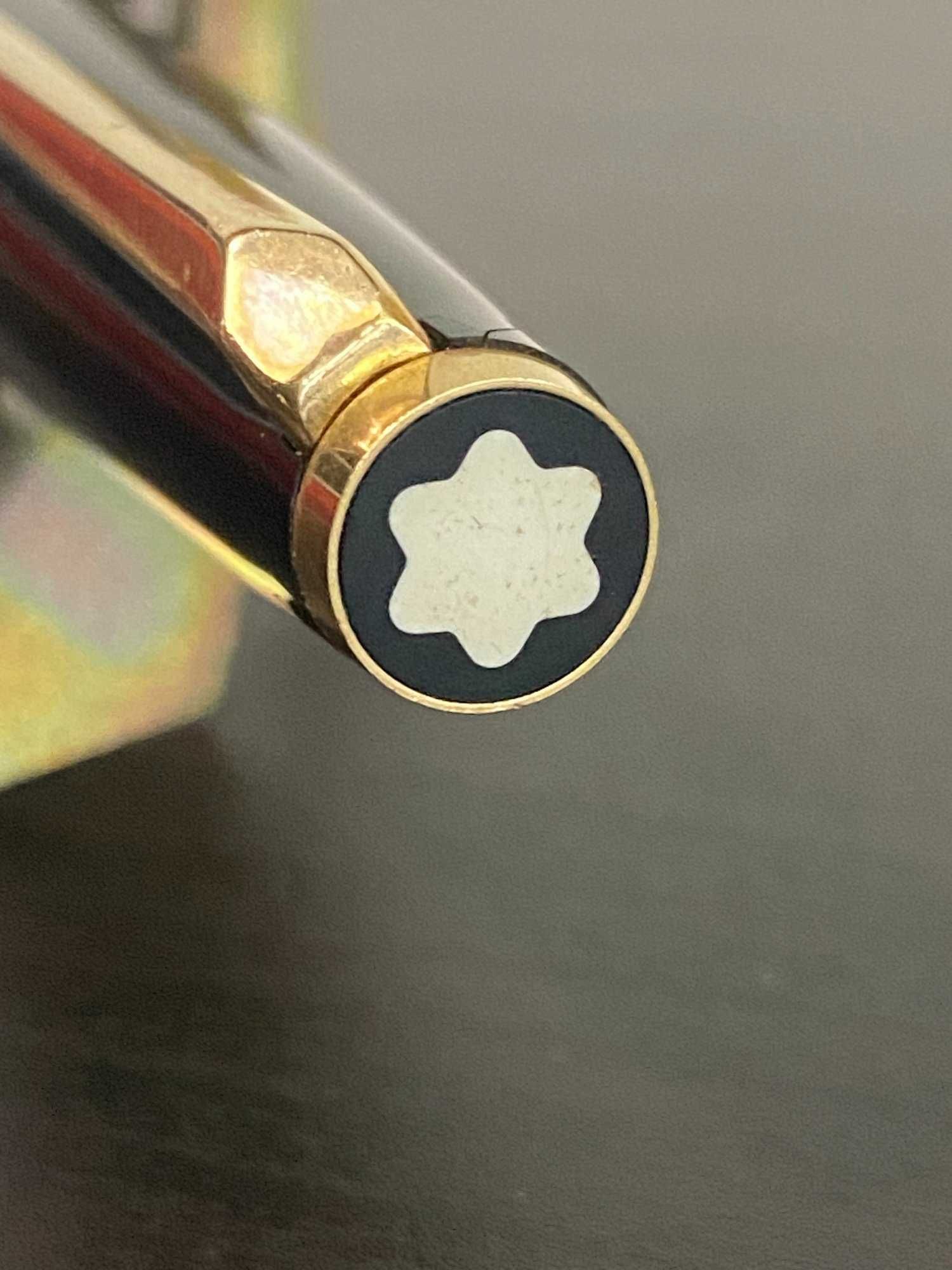 Montblanc - Precious Resin & Gold