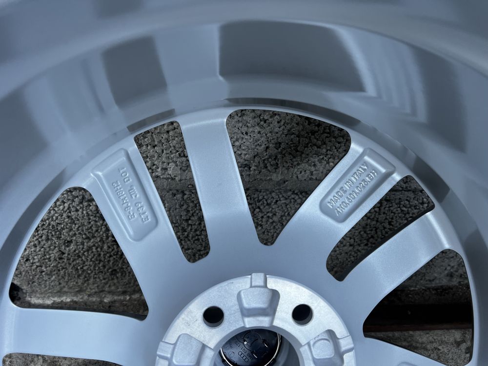 Nowe Oryginalne Alufelgi R18 5x112 Audi A6 C7 C8 4K0 letnie 225/55/18